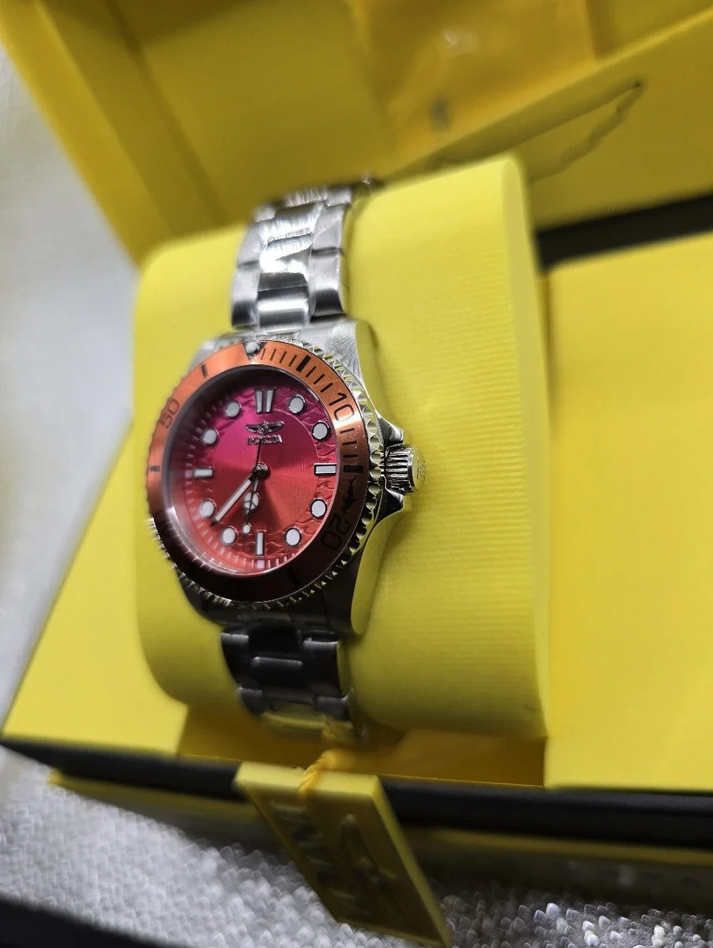 Invicta Pro Diver Lady Gradient Watch 34mm